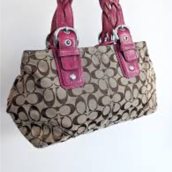 ❌SOLD❌ Coach Brown and Pink Signature Shoulder Bag - Picture 12 of 12